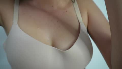 Snapshot of sweetpussyhot_ chatting on 5, 2, 2025 Hello Welcome Im here from WEDNESDAY to SUNDAY 430am to  830am and 3  to 7  timeMONDAY and TUESDAY i rest online show from 5, 2, 2025