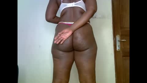 Snapshot of sweetrenne chatting on 21, 2, 2025 sweetrenne online show from 21, 2, 2025