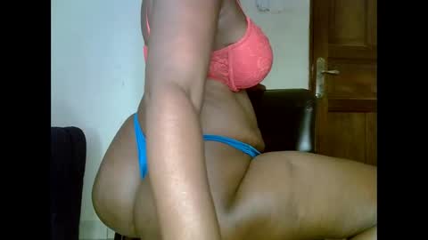 Snapshot of sweetrenne chatting on 20, 9, 2025 sweetrenne online show from 20, 9, 2025