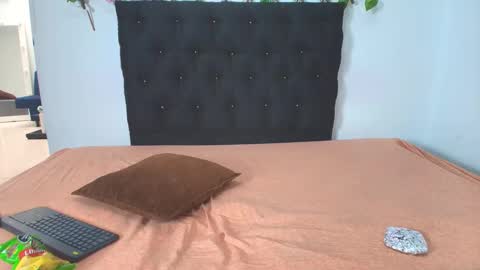 sweetscaarlett online show from 17, 4, 2026