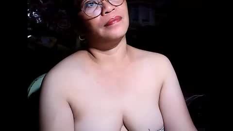 Snapshot of sweetsexyfiona431 chatting on 22, 11, 2025 sweetsexyfiona431 online show from 22, 11, 2025