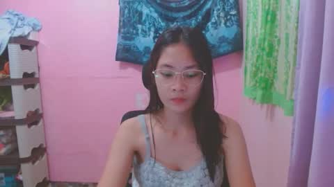 Mia online show from 2, 5, 2026