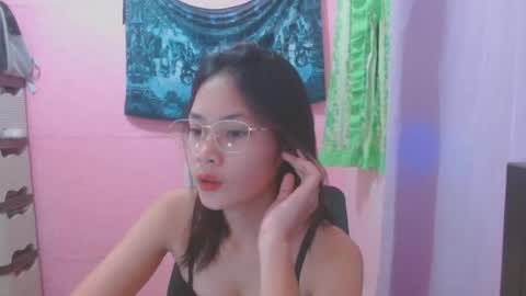 Snapshot of sweetsexygirl20 chatting on 4, 8, 2026 Mia online show from 4, 8, 2026