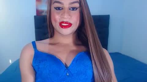 Snapshot of sweetsofiats chatting on 6, 10, 2025 SOFIA online show from 6, 10, 2025