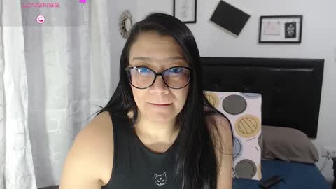 Snapshot of sweetstormi chatting on 12, 3, 2025 Stormi online show from 12, 3, 2025