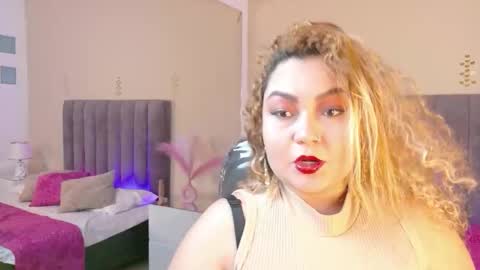 Snapshot of sweett_rose_ chatting on 17, 12, 2025 sweett rose online show from 17, 12, 2025