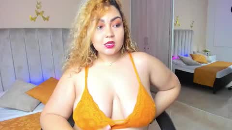 Snapshot of sweett_rose_ chatting on 10, 1, 2026 sweett rose online show from 10, 1, 2026