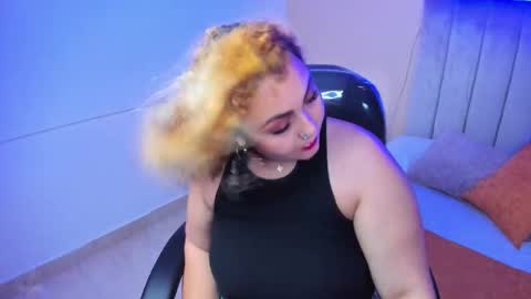 Snapshot of sweett_rose_ chatting on 13, 1, 2026 sweett rose online show from 13, 1, 2026