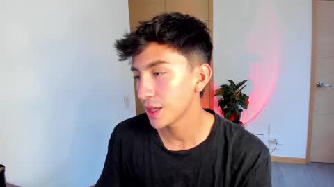 Snapshot of sweettaaron chatting on 16, 9, 2025 Andy online show from 16, 9, 2025