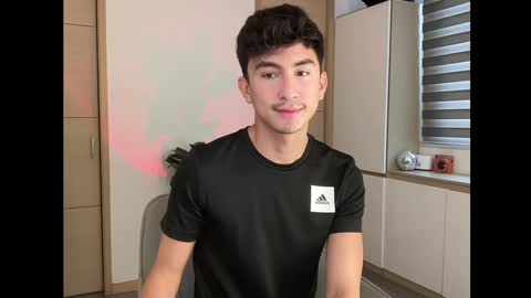 Snapshot of sweettaaron chatting on 7, 10, 2025 Andy online show from 7, 10, 2025