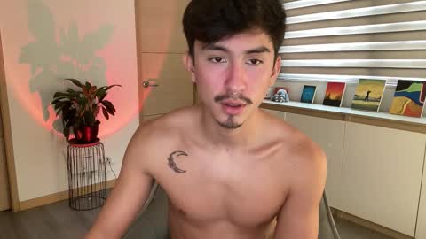 Snapshot of sweettaaron chatting on 24, 10, 2025 Andy online show from 24, 10, 2025