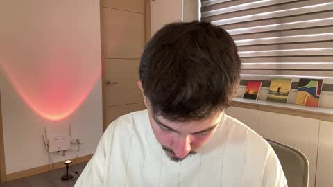 Snapshot of sweettaaron chatting on 14, 11, 2025 Andy online show from 14, 11, 2025