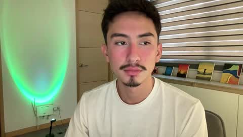 Snapshot of sweettaaron chatting on 18, 11, 2025 Andy online show from 18, 11, 2025