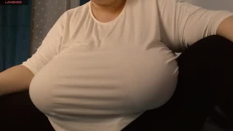 Snapshot of sweettm chatting on 18, 2, 2025 Maya online show from 18, 2, 2025