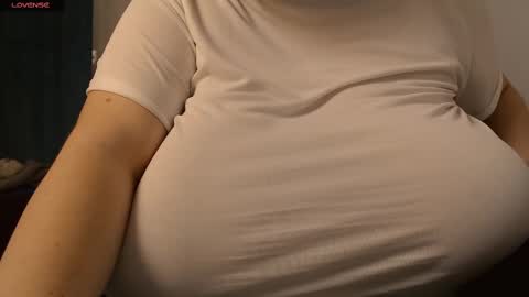 Snapshot of sweettm chatting on 20, 2, 2025 Maya online show from 20, 2, 2025