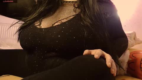 Snapshot of sweettm chatting on 26, 2, 2025 Maya online show from 26, 2, 2025