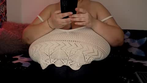 Snapshot of sweettm chatting on 7, 11, 2025 Maya online show from 7, 11, 2025