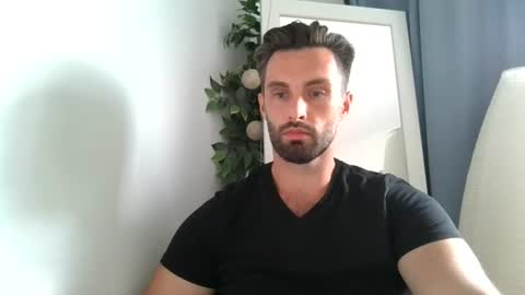 Snapshot of sweettom69 chatting on 3, 7, 2026 Tom online show from 3, 7, 2026