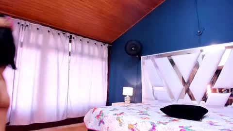 Snapshot of sweettyalondra chatting on 19, 2, 2025 ALONDRA online show from 19, 2, 2025