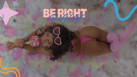 sweetviolet___ online show from 11, 2, 2026