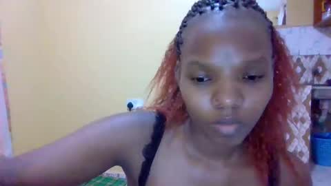 Snapshot of sweetwipe_africana14 chatting on 19, 12, 2025 Essy online show from 19, 12, 2025