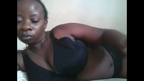 sweetyass25 online show from 17, 9, 2025