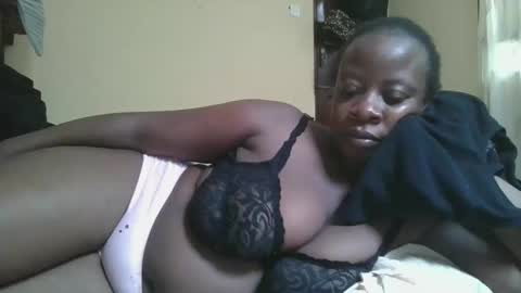 sweetyass25 online show from 19, 11, 2025