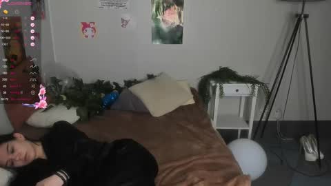 Snapshot of sweetydeviliya chatting on 22, 2, 2025 sweetydeviliya online show from 22, 2, 2025