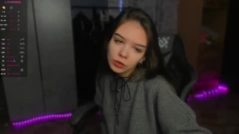 Snapshot of sweetydeviliya chatting on 26, 11, 2025 sweetydeviliya online show from 26, 11, 2025