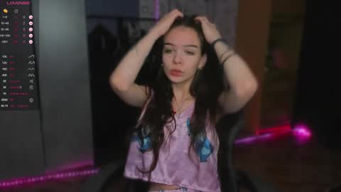 Snapshot of sweetydeviliya chatting on 3, 12, 2025 sweetydeviliya online show from 3, 12, 2025