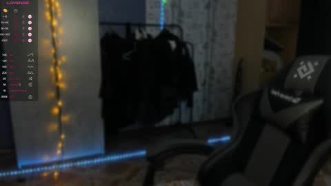 Snapshot of sweetydeviliya chatting on 15, 12, 2025 sweetydeviliya online show from 15, 12, 2025