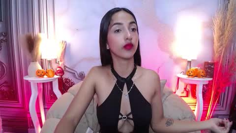Snapshot of sweetylally chatting on 25, 10, 2025 LAURA online show from 25, 10, 2025