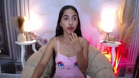 Snapshot of sweetylally chatting on 14, 11, 2025 LAURA online show from 14, 11, 2025