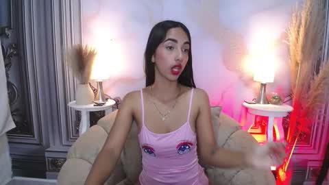 Snapshot of sweetylally chatting on 22, 11, 2025 LAURA online show from 22, 11, 2025