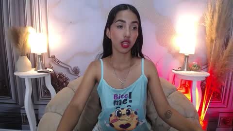Snapshot of sweetylally chatting on 27, 11, 2025 LAURA online show from 27, 11, 2025