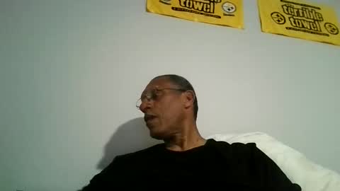 Snapshot of swimmerbod2495 chatting on 31, 5, 2026 swimmerbod2495 online show from 31, 5, 2026