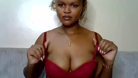 Snapshot of swirybulm68 chatting on 30, 7, 2026 swirybulm68 online show from 30, 7, 2026