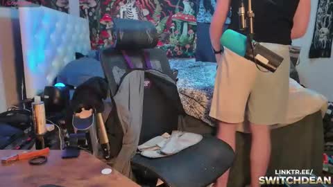 Snapshot of switchdean chatting on 18, 11, 2025 Switch online show from 18, 11, 2025