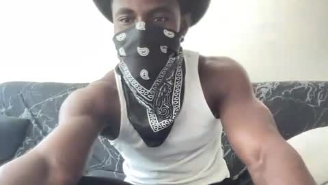 Snapshot of swolebrahxx chatting on 3, 8, 2026 swolebrahxx online show from 3, 8, 2026