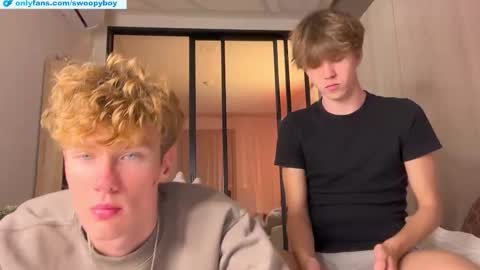 Snapshot of swoopyboy chatting on 27, 11, 2025 swoopyboy online show from 27, 11, 2025