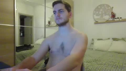 Snapshot of syl092 chatting on 10, 12, 2024 syl092 online show from 10, 12, 2024