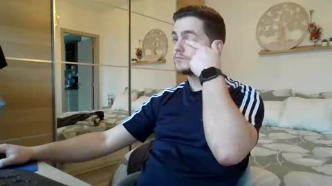 Snapshot of syl092 chatting on 17, 1, 2025 syl092 online show from 17, 1, 2025