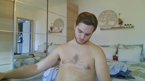 Snapshot of syl092 chatting on 13, 11, 2025 syl092 online show from 13, 11, 2025