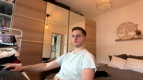 syl092 online show from 14, 2, 2026