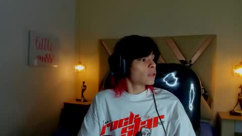 Snapshot of sylasfrost chatting on 23, 2, 2026 sylasfrost online show from 23, 2, 2026