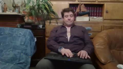 Snapshot of sympa_trique chatting on 13, 2, 2025 sympa_trique online show from 13, 2, 2025