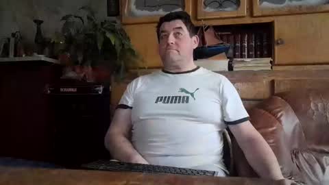 Snapshot of sympa_trique chatting on 15, 2, 2025 sympa_trique online show from 15, 2, 2025