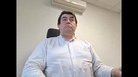 Snapshot of sympa_trique chatting on 13, 10, 2025 sympa_trique online show from 13, 10, 2025