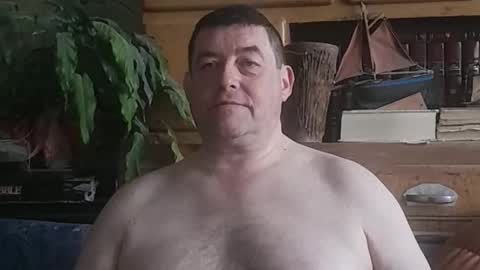 Snapshot of sympa_trique chatting on 8, 11, 2025 sympa_trique online show from 8, 11, 2025