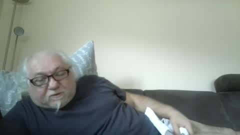 Snapshot of synek65 chatting on 1, 1, 2025 synek65 online show from 1, 1, 2025